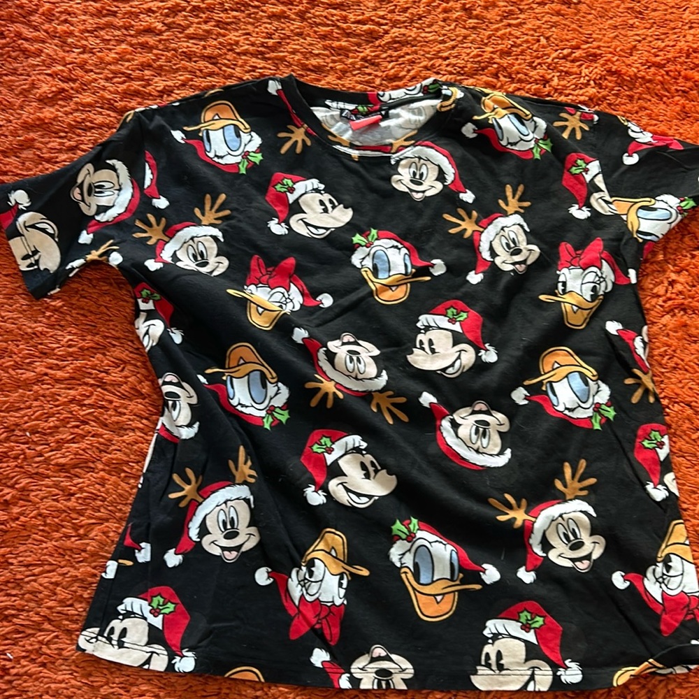 Zara Disney Christmas Tee